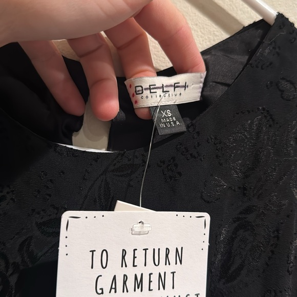 NWT Delfi Collective Mini Dress free people floral appliqué
Xs - Picture 6 of 13